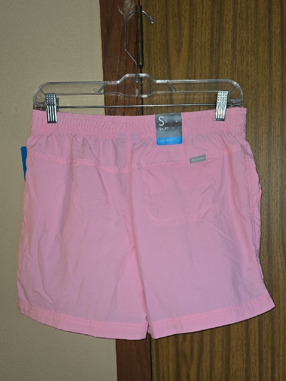 Women’s Pink Elastic-Waist Athletic Shorts - Picture 3 of 3